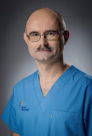 Dr Tomasz Grzela
